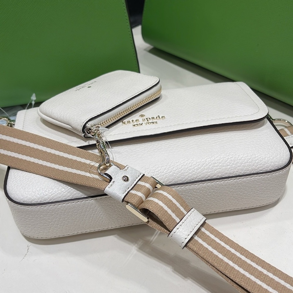 Kate Spades Rosie Flap Crossbody
Parchment 
NWT - Picture 5 of 16